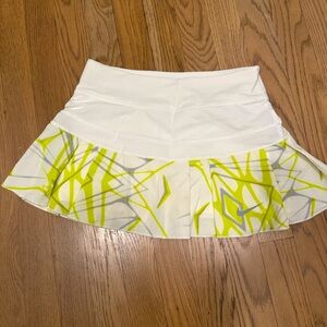 Like New Nike Dri-Fit Tennis skirt